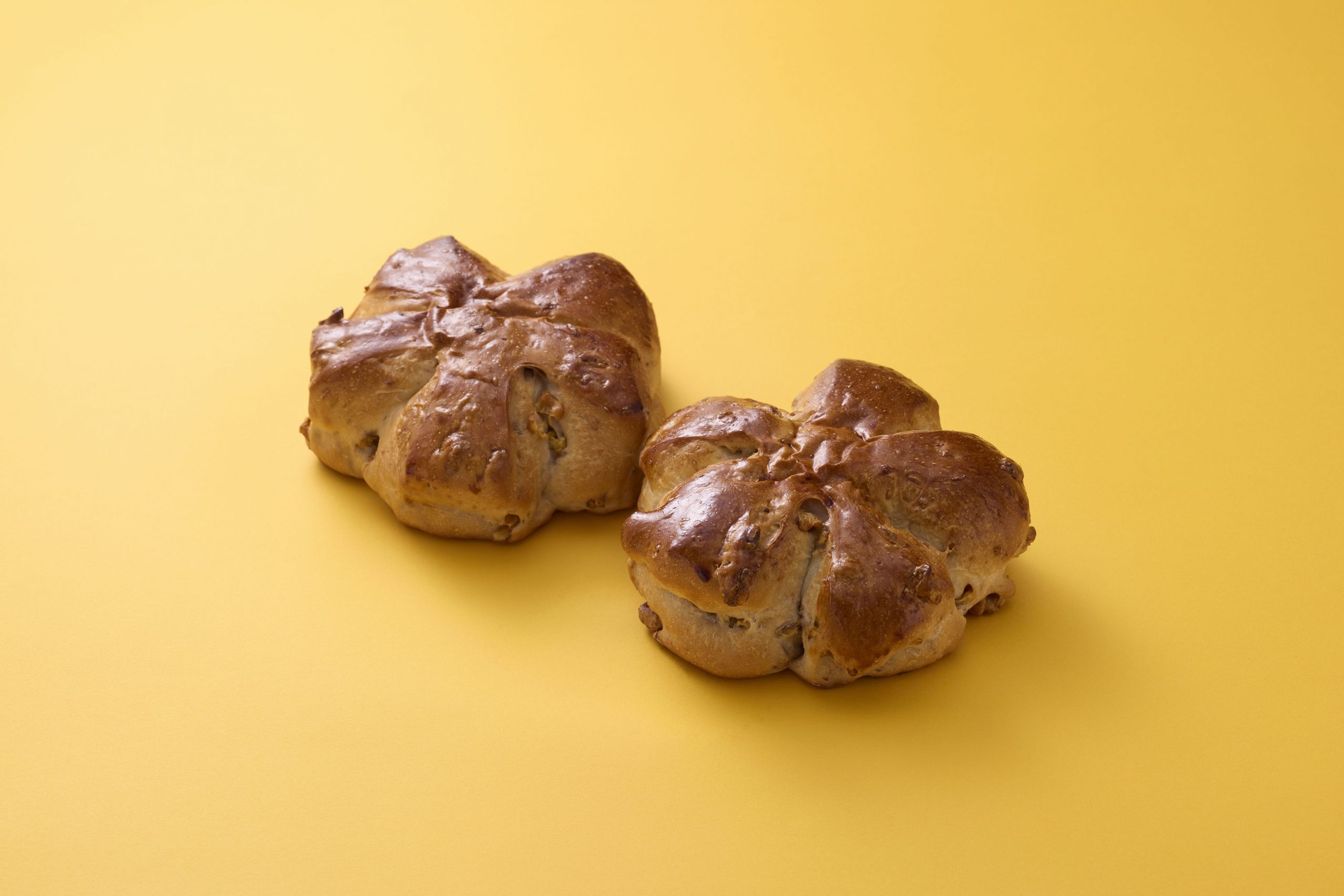 「たっぷりくるみパン」 